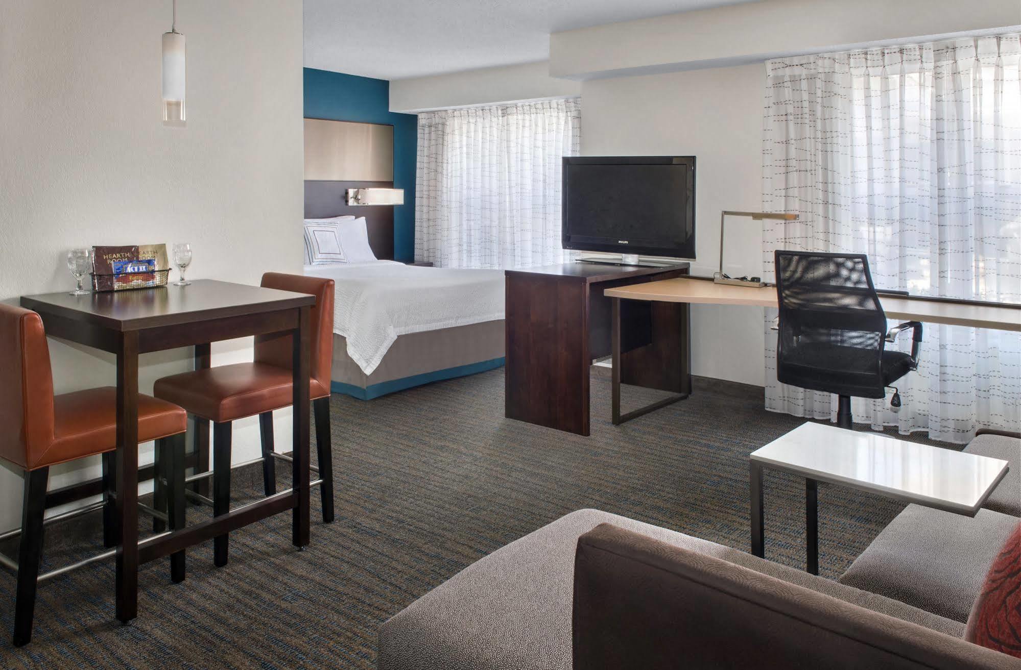 Pittsburgh Hotel